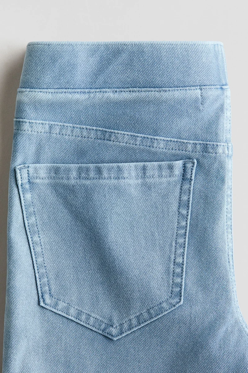 اتش اند ام جغينغز واسع بمظهر الدنيم